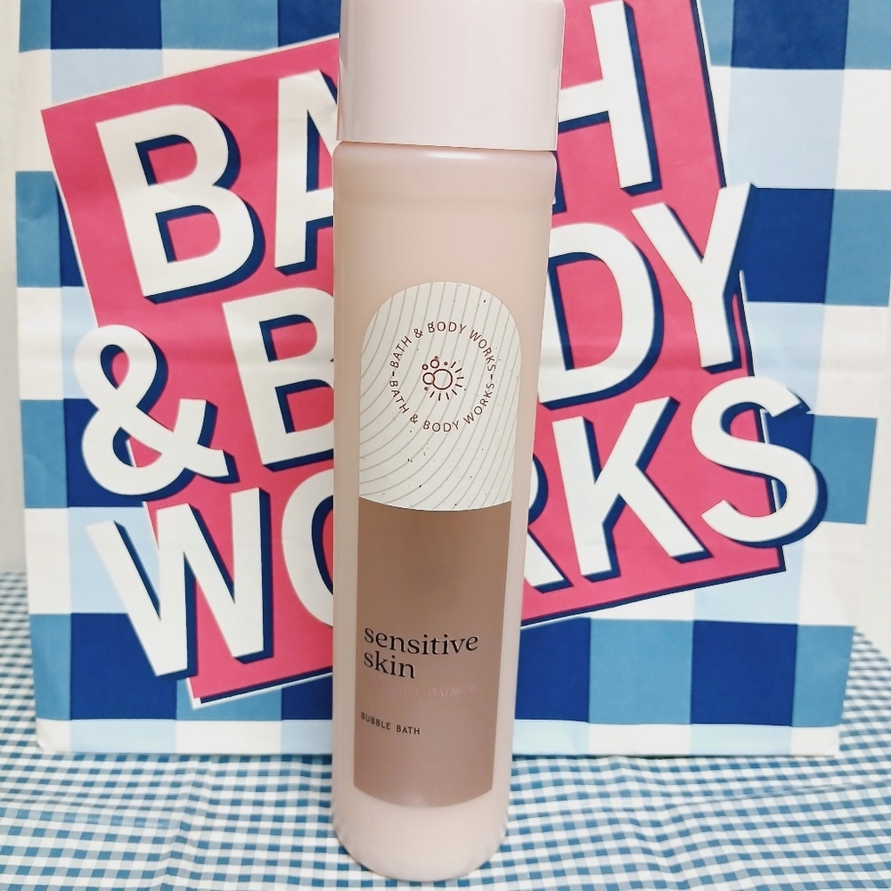 Bath and Body Works Sensitive Skin Colloidal Oatmeal Bubble Bath